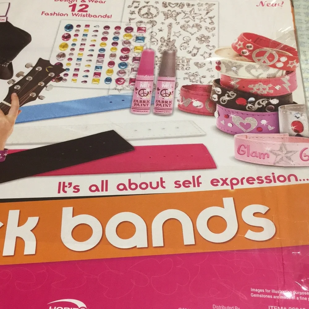 Rock Bands It’s so me Create your own Rock Bands NEW design & wear 12 Wristbands